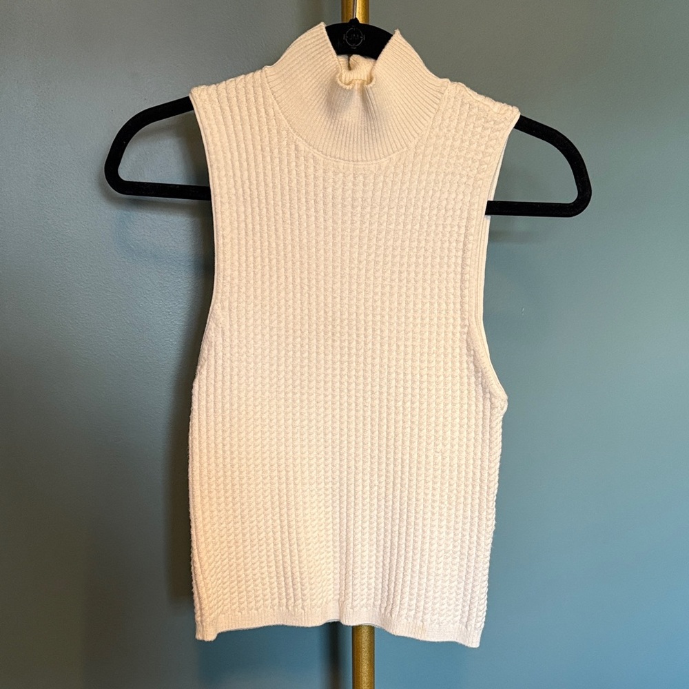 Alice + Olivia Ivory Knit Sleeveless Top